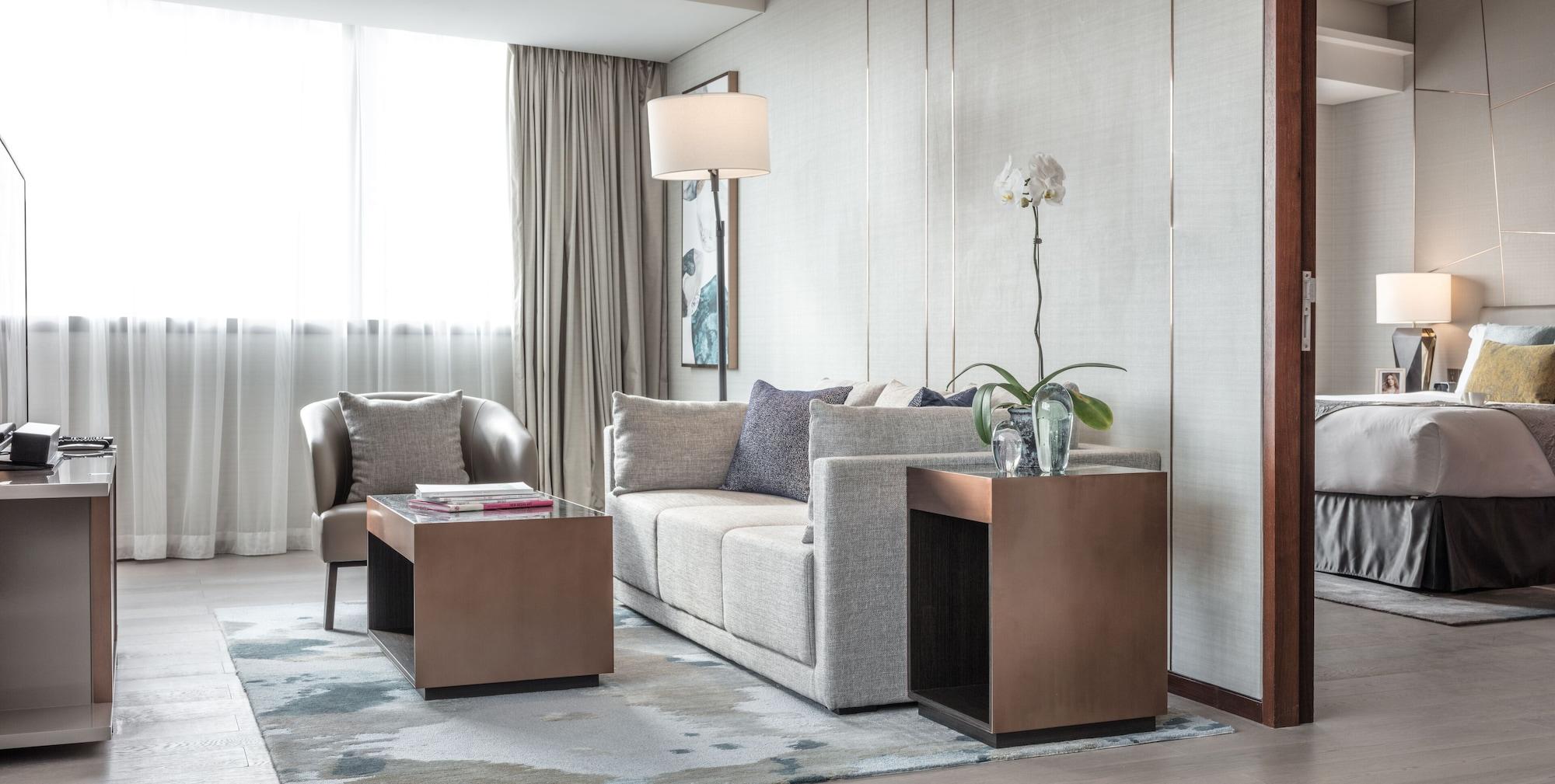 Aparthotel Fraser 5*